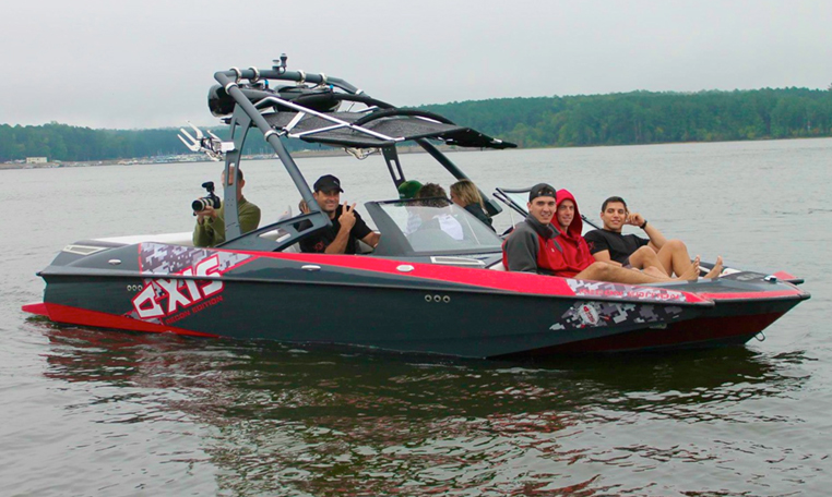 wakeboarding boat